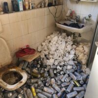 Messie Wohnung räumen Schweiz